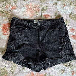 Hollister size 15 curvy ultra high rise mom Shorts 3”